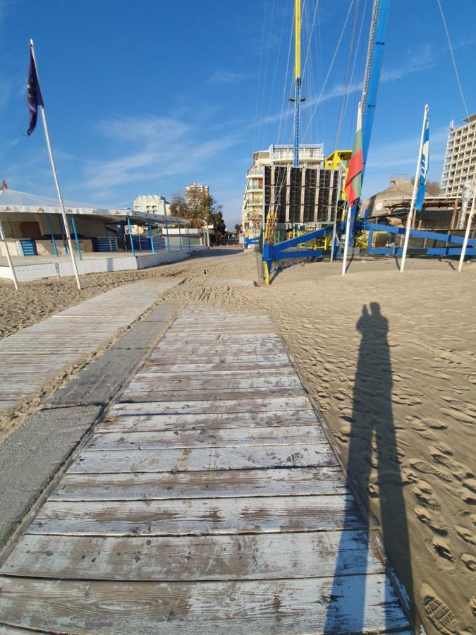 Apartment Ashton Hall - Sonnenstrand - Ost Sunny Beach Esterno foto