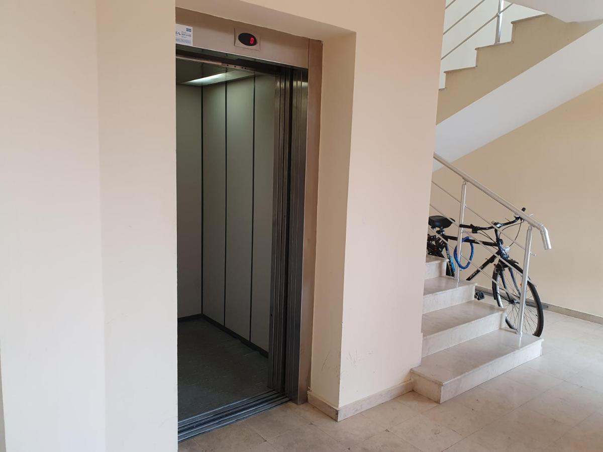 Apartment Ashton Hall - Sonnenstrand - Ost Sunny Beach Esterno foto